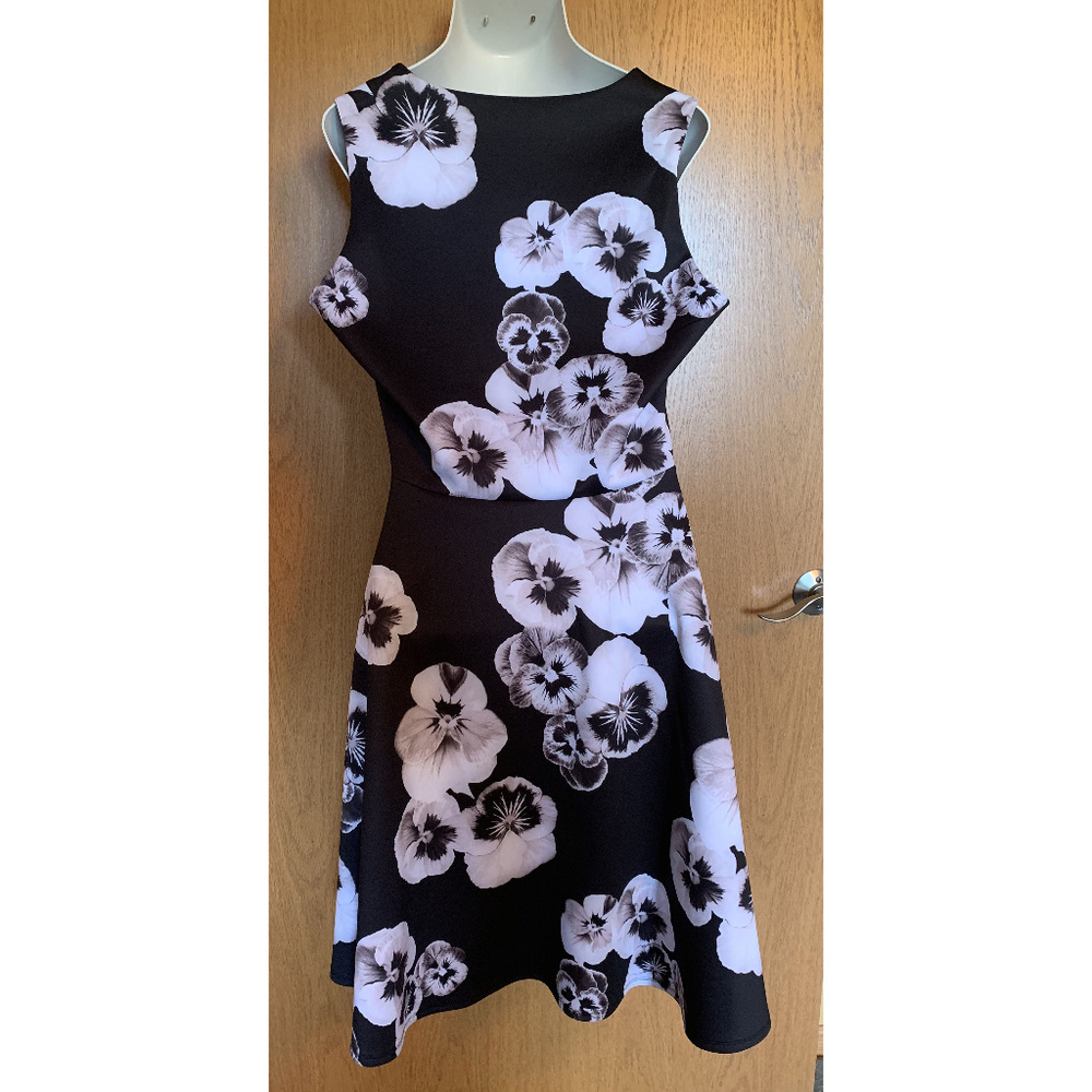 ASOS Curve Sleeveless Dress - Picture 2 of 2